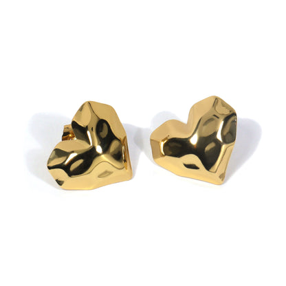 Zarvara 18kt Gold Plated  hammer Heart Stud